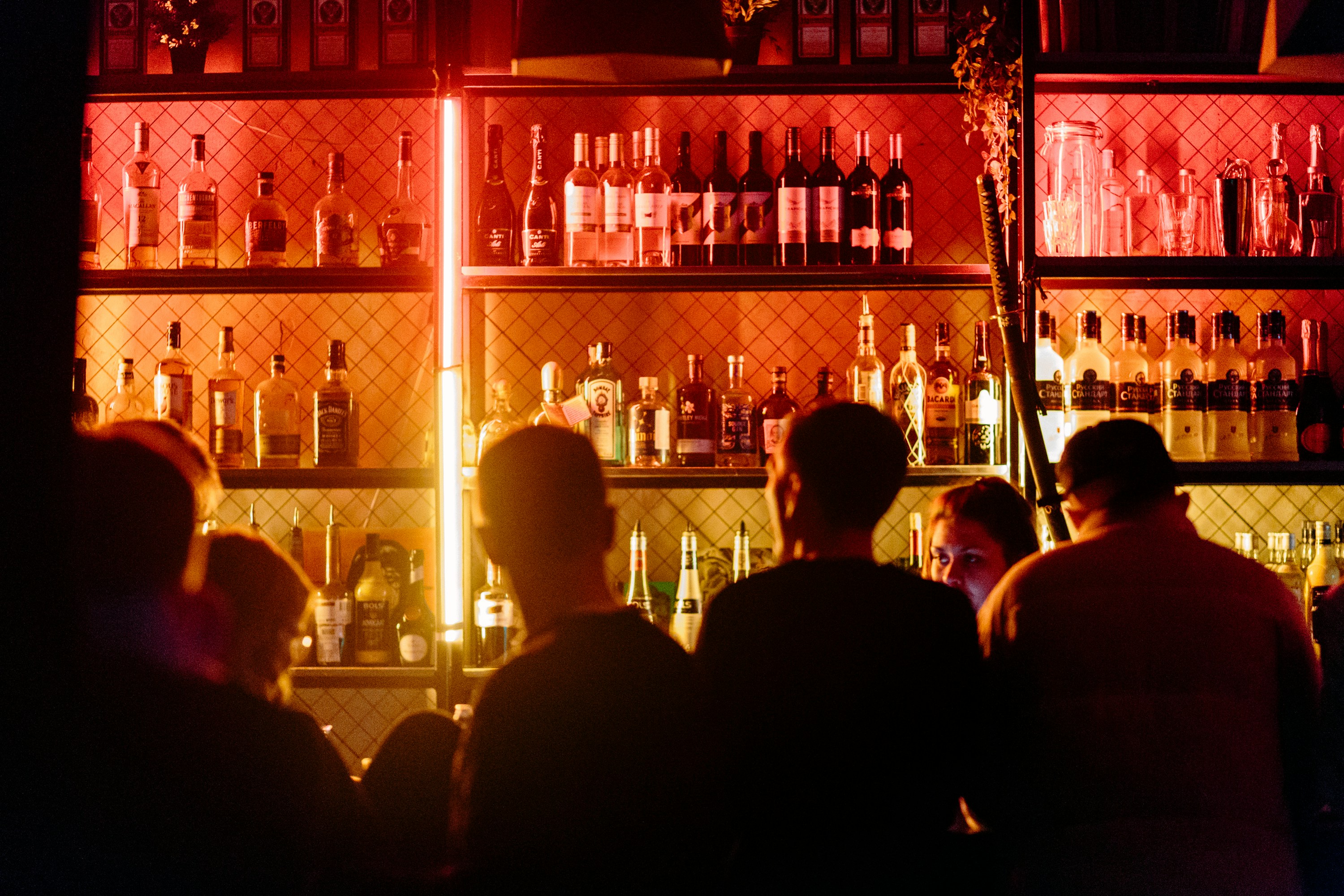 Nightclubs & Bars