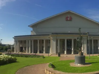 De Montfort Hall