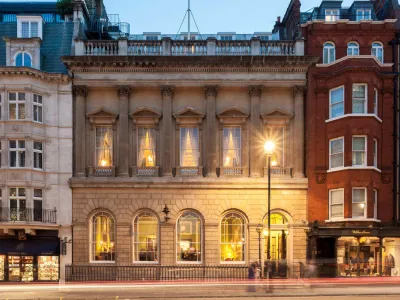 The Carlton Club
