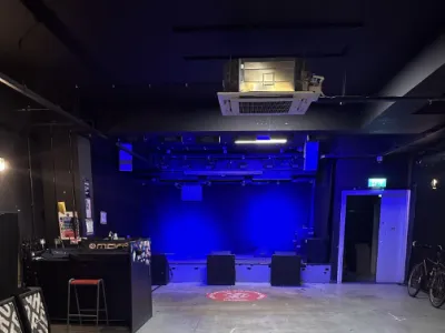 Live room