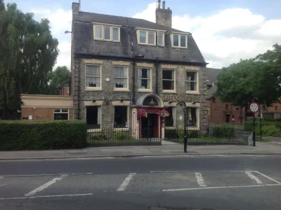 Queens Hotel