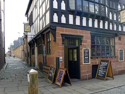 Ye Olde Custom House Inn