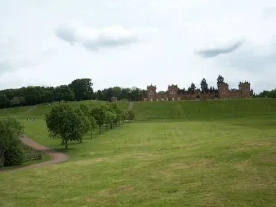 Chatelherault Country Park