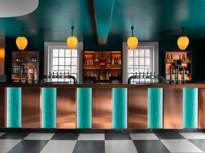 The Art-Deco Bar