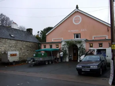 Newport Memorial Hall